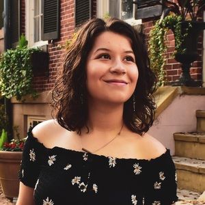 Meet your Posher, Damaris